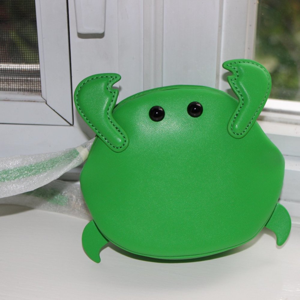 Kate Spade New York Shelly Crab Wristlet Novelty Green Jay
